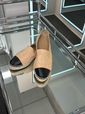 Chanel espadrille